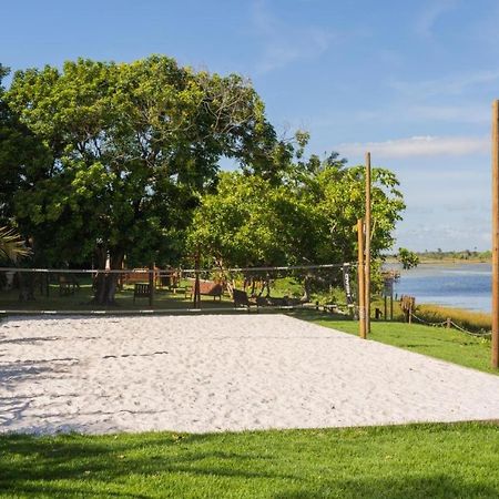 Apto Guarajuba Praia Condominio Porto Smeralda-100 Metros Da Praia מראה חיצוני תמונה