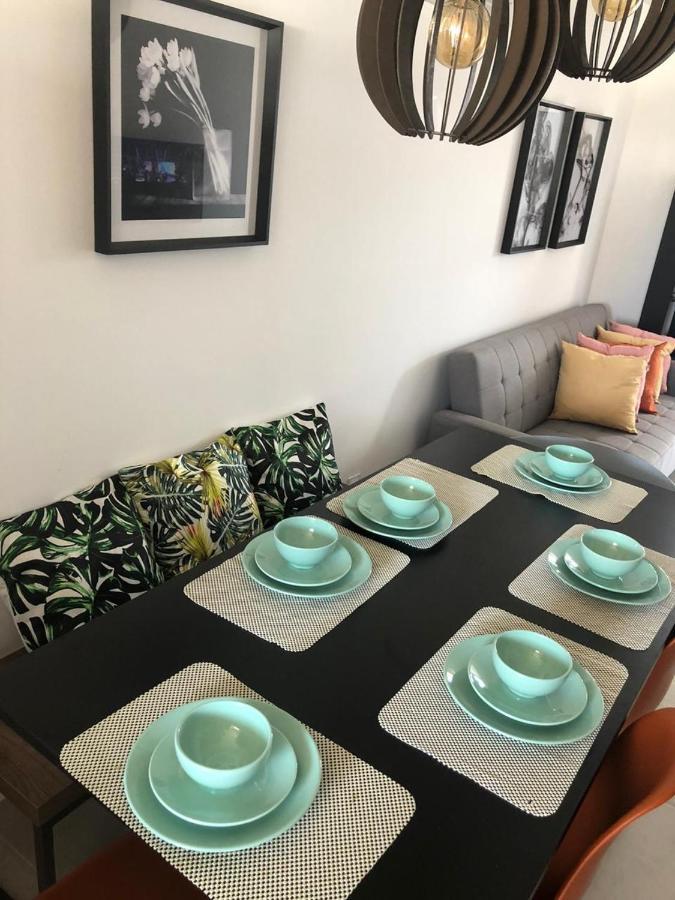 Apto Guarajuba Praia Condominio Porto Smeralda-100 Metros Da Praia מראה חיצוני תמונה