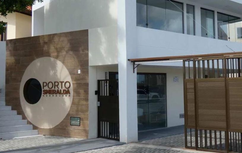 Apto Guarajuba Praia Condominio Porto Smeralda-100 Metros Da Praia מראה חיצוני תמונה