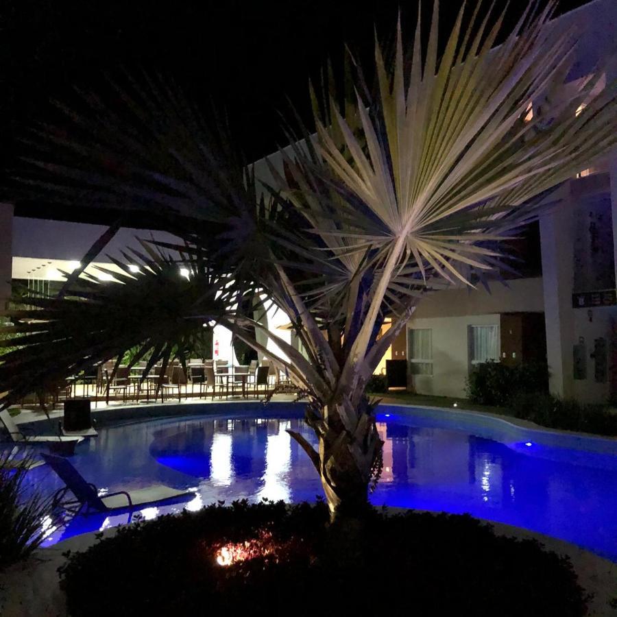 Apto Guarajuba Praia Condominio Porto Smeralda-100 Metros Da Praia מראה חיצוני תמונה