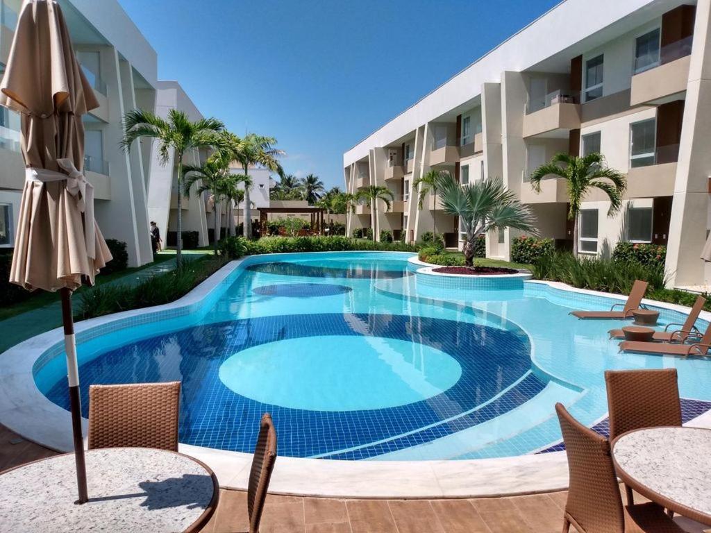 Apto Guarajuba Praia Condominio Porto Smeralda-100 Metros Da Praia מראה חיצוני תמונה
