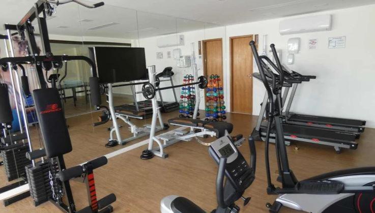 Apto Guarajuba Praia Condominio Porto Smeralda-100 Metros Da Praia מראה חיצוני תמונה
