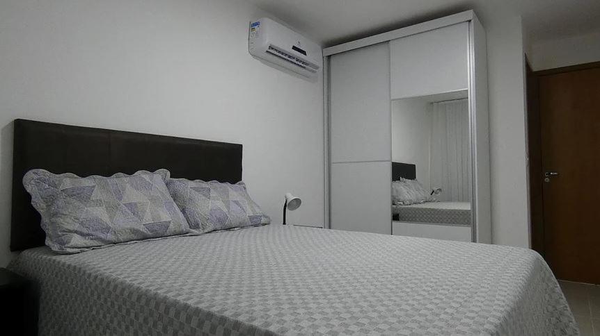 Apto Guarajuba Praia Condominio Porto Smeralda-100 Metros Da Praia מראה חיצוני תמונה